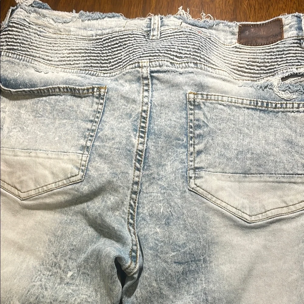 Focus Men’s Splattered, Distressed Jeans. Color Gray, Size 36W 32L. Retail $100.